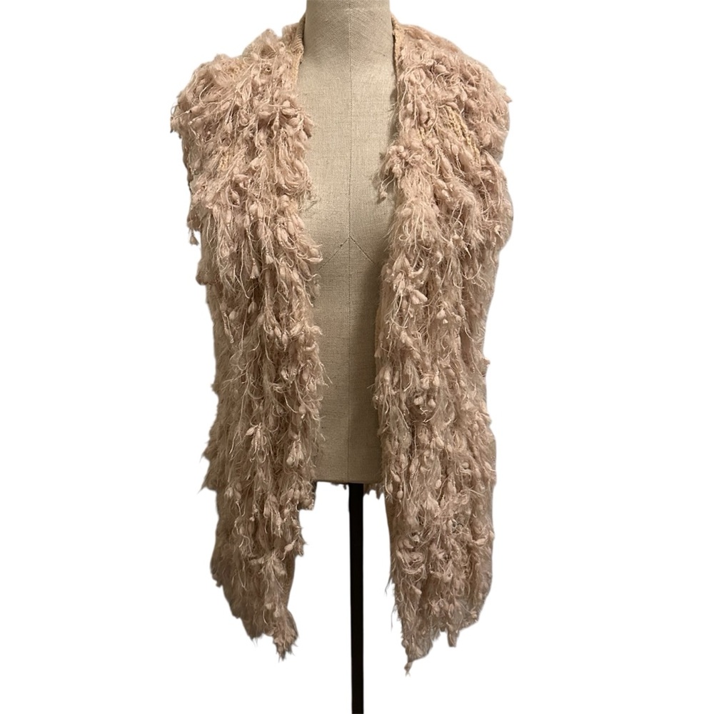 Altar'd State Blush Knit Fringe Shaggy Bohemian Vest